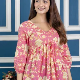 MERAAKI FASHION Women Floral Printed Pleated Empire Top-picture-20