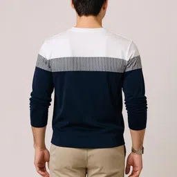 FASHIUM Men Colourblocked Pockets T-shirt image 3