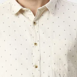 SNX Men Tailored Fit Opaque Printed Casual Shirt image 2