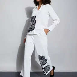 CODE by Lifestyle Women Printed Easy Wash Trousers-picture-21