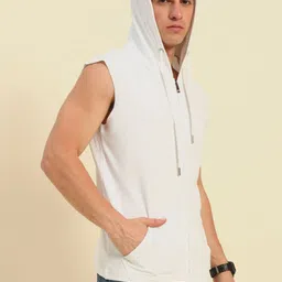 Mast & Harbour Hooded Activchill Cotton T-shirt image 3