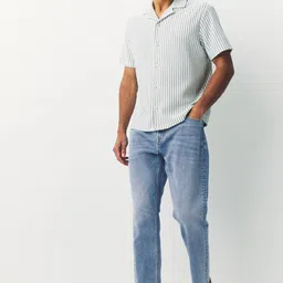 NEXT Men Slim Fit Mid-Rise Light Fade Lightweight Stretchable Jeans image 5