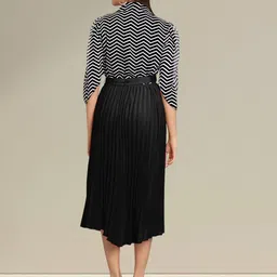 Raiyani Fashion Striped Applique Georgette Fit & Flare Midi Dress image 3