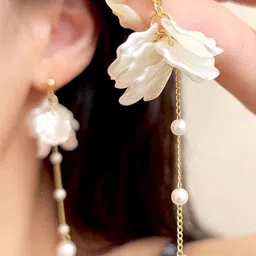 SZN Diamond Shaped Drop Earrings image 4