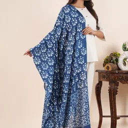 Style Shoes Printed Dupatta image 2