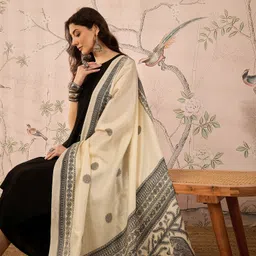 InWeave Women Regular Kurta with Palazzos & With Dupatta image 3