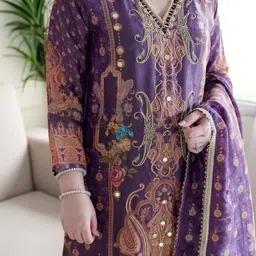 CREEPER Women Ethnic Motifs Printed Regular Mirror Work Kurta with Trousers & With Dupatta image 4