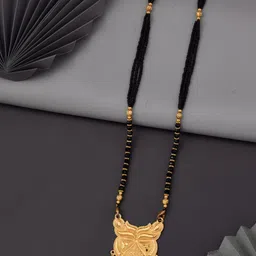 VEMISHTI Gold-Plated Mangalsutra image 2