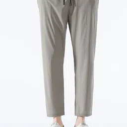 StyleCast x Revolte Men Easy Wash Solid Mid-Rise Regular Trousers-picture-33