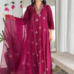 DIVASTRI Women Ethnic Motifs Embroidered A-Line Kurta with Palazzos & Dupatta image 4