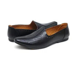 Groofer Men Stylish Nagra Juttis Mojaris image 2