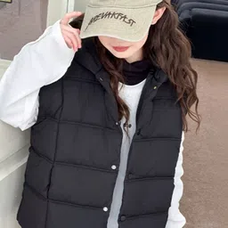 LULU & SKY Girls Gilet Puffer Jacket image 4