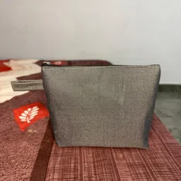 mibro care you Women Grey Cosmetic Bag image 3
