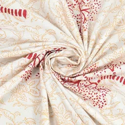 Myntra Elegant Homes Orange & Red Floral 180 TC King Bedsheet with 2 Pillow Covers image 4