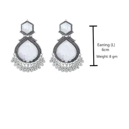 PRIVIU Geometric Drop Earrings image 5