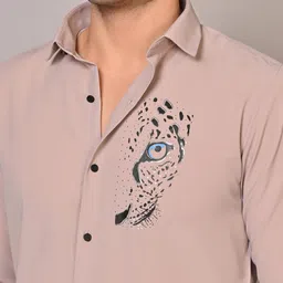 WHITE APPLE JNS Men Slim Fit Animal Printed Casual Shirt image 4