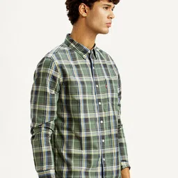 Levis Men Classic Checked Button-Down Collar Slim Fit Pure Cotton Shirt image 4