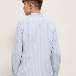 THE BEAR HOUSE Men Slim Fit Striped Casual Shirt image 4