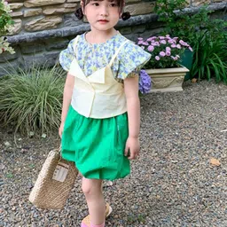 LULU & SKY Floral Print Flutter Sleeve Cotton Top image 5