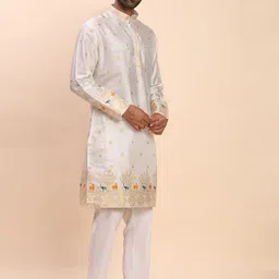 Pro-Ethic STYLE DEVELOPER Men Floral Embroidered Cotton Kurta with Trousers image 4