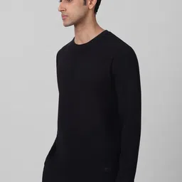Mufti Men Solid Round Neck Cotton Slim Fit T-shirt image 3