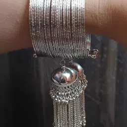 ZURIKRISHA Silver-Plated Alloy Bracelet image 2