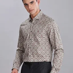 Tommy Hilfiger Men Slim Fit Opaque Printed Casual Shirt image 5