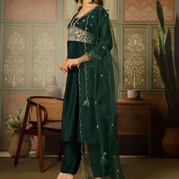 House of Pataudi Women Ethnic Motifs Embroidered A-Line Kurta with Trouser & Dupatta image 3
