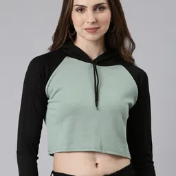 SHOWOFF Colourblocked Hooded Acrylic Crop Sweatshirt-picture-17