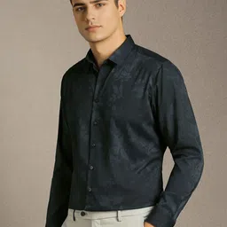 Louis Philippe Men Slim Fit Floral Printed Spread Collar Formal Shirt image 4