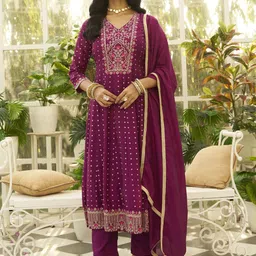 VredeVogel Women's Silk Blend Anarkali Kurta with Pant & Dupatta Set-picture-6