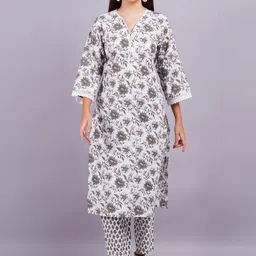 OH MI DIOS Women Floral Printed Regular Pure Cotton Kurta with Trousers-image-41