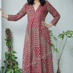 SRF JAIPUR Printed Pure Cotton V-Neck Top & Trousers Co-Ords image 4