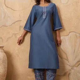 House of Pataudi Women Floral Embroidered Kurta with Salwar-picture-35