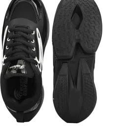 FreeMo Men Black Casual Shoes image 3