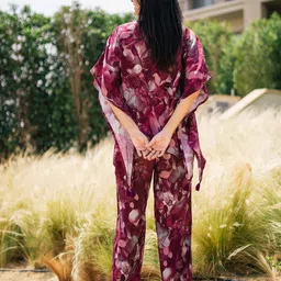 SANSKRUTIHOMES Women Printed V-Neck Night Suit image 3