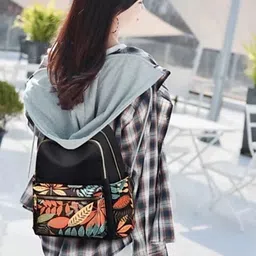 JAISOM Women Floral Printed Up to 23 Litres Backpack image 3
