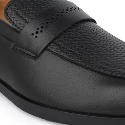 invictus Formal shoes Slip On For Men image 4