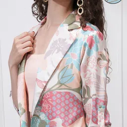 Vishudh Women Printed Blazer With Pant Co-Ord Set image 3