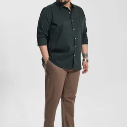 Snitch Men Plus Size Classic Regular Fit Spread Collar Solid Cotton Casual Shirt image 3