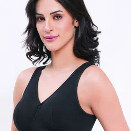 Reveira Full Coverage Sports Bra image 2