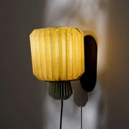 FIG Lumi Fold Sconce Green Textured Metal Square Shaped Wall Lamp-picture-33