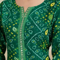 DIVASTRI Women Bandhani Printed Pure Cotton Kurta Set With Dupatta image 4