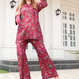 GOLDSTROMS Printed Mandarin Collar Tunic With Palazzos image 4