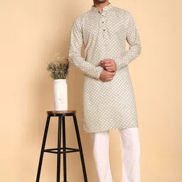 Vardha Floral Printed Mandarin Collar Straight Kurta image 2