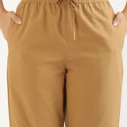SAADAA Women Relaxed Trousers image 4