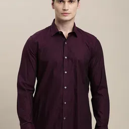 Turtle Men Standard Slim Fit Solid Spread Collar Cotton Formal Shirt image 3