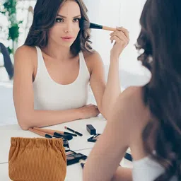 MATRA Self Closing Makeup Pouch image 2