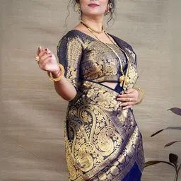 KANOODA Ethnic Motifs Zari Silk Blend Handloom Saree image 3