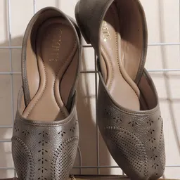 Anouk Women Textured Mojaris with Laser Cuts Flats image 4